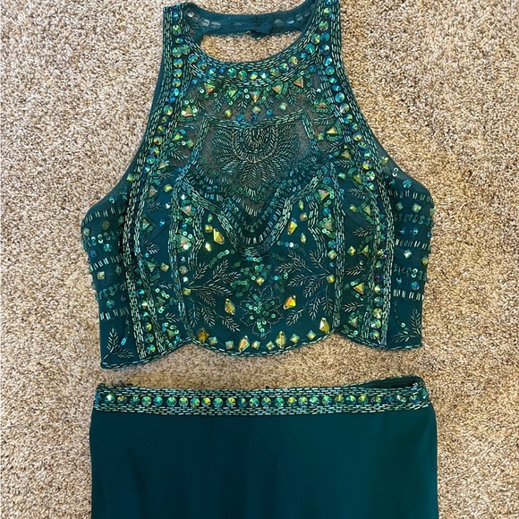 Sherri Hill | Dresses | Green Twi Piece Prom Dress | Poshmark